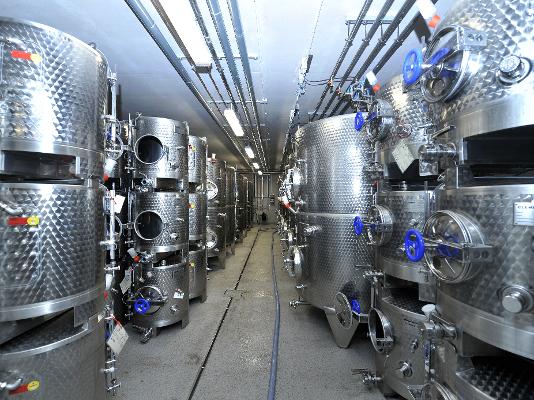 Weinkeller Edelstahltanks Weinkeller Edelstahltanks